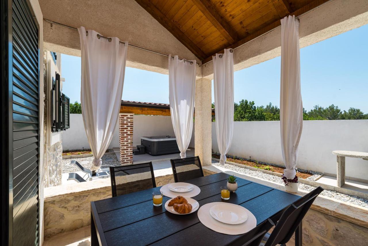 Holiday Home Figurica Novigrad  Exterior photo